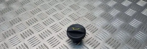 Ford Focus Oil filler cap 993723