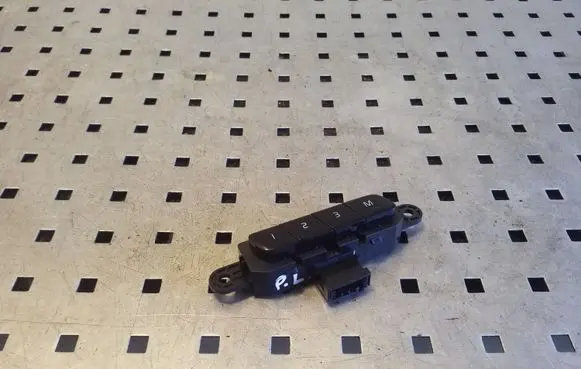 Volvo XC90 Seat memory switch 31376461