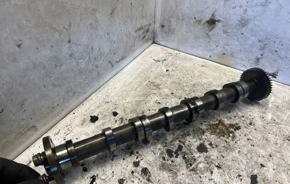 Audi A6 S6 C6 4F Camshaft 