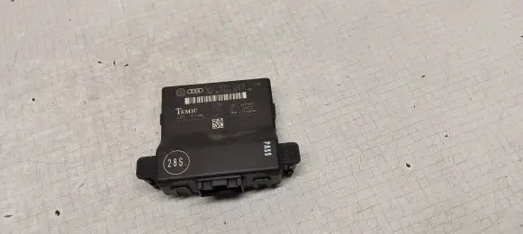 Skoda Octavia Mk2 (1Z) Gateway control module 1K0907530F 1K0907951
