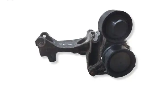 Nissan X-Trail T32 Generator/alternator bracket 117105124R