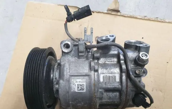 Audi A4 S4 B8 8K Air conditioning (A/C) compressor (pump) 8T0260805G