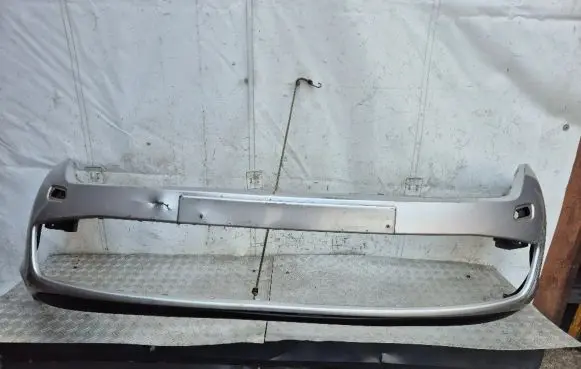 Renault Laguna III Front bumper 620100002R G000285887 G000303868