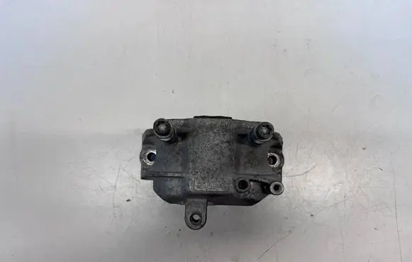 Volkswagen Golf VI Engine mount bracket 1K0199262CN