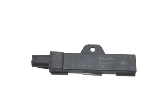 BMW 3 G20 G21 Keyless system antenna 6832066