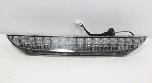 Citroen C-Crosser Third/center stoplight P5631