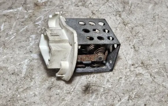 Renault Master II Heater blower motor/fan resistor D6064