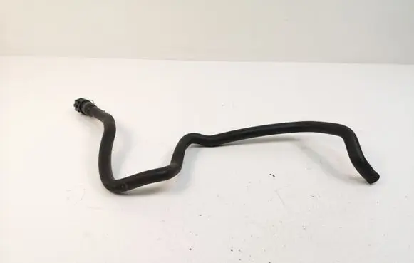 BMW 5 E39 Engine coolant pipe/hose