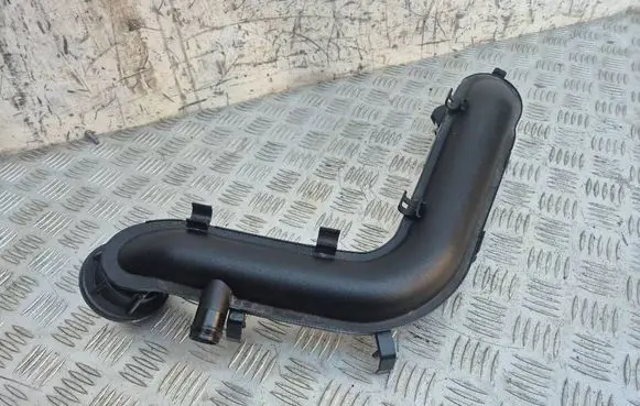 Intercooler hose/pipe