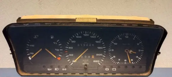 Volkswagen PASSAT B3 Speedometer (instrument cluster) 5220029110