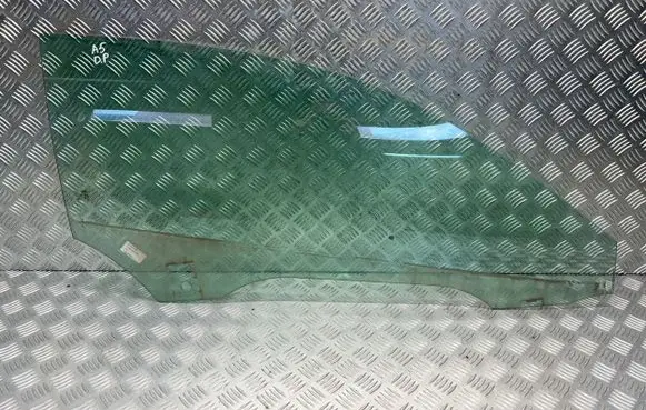 Audi A5 Front door window/glass (coupe) 8W6845202