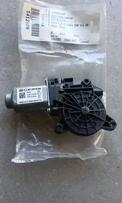 KIA Niro Front door window regulator motor 82460G5000