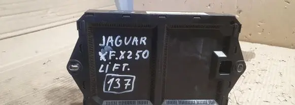 Jaguar XF X250 Relay mounting block CX2314B476AE
