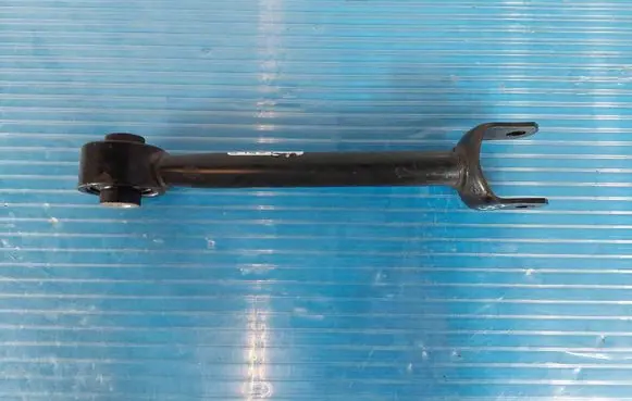 Tesla Model 3 Rear upper control arm/wishbone 104442100g