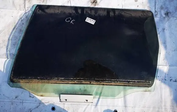 Volvo V70 Rear door window glass AS2
