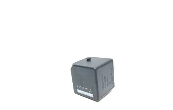 Volvo XC40 Other relay 31678440 8888560261 V23136B1X142