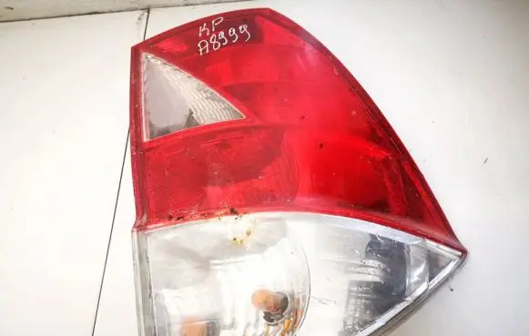 Honda FR-V Rear/tail lights