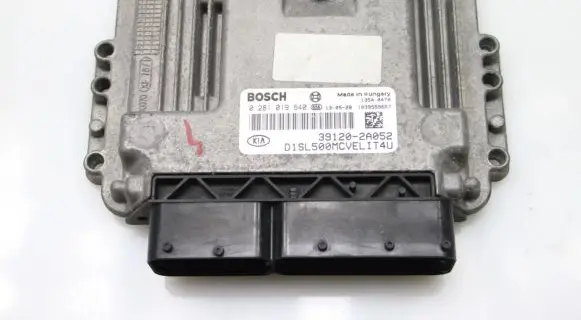 KIA Sportage Engine control unit/module 391202A052