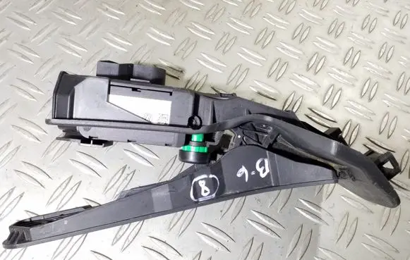Volkswagen PASSAT B6 Accelerator throttle pedal 1K2723503M 6PV00874501 74390500