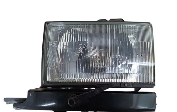 Isuzu Trooper Headlight/headlamp 1431L