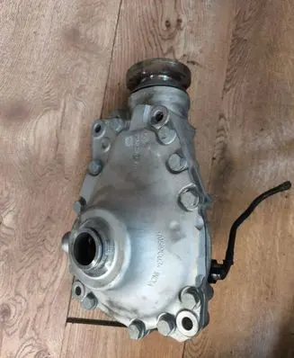 BMW 4 G22 G23 G24 G26 Front differential 7647387