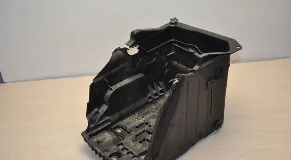 Land Rover Discovery Sport Battery box tray BJ3202214A
