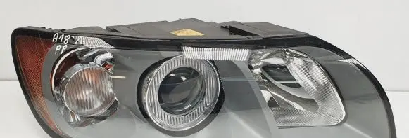 Volvo V50 Headlight/headlamp 30698886