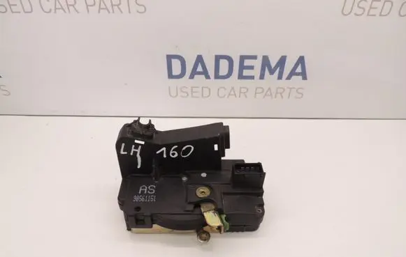 Opel Zafira A Front door lock 90561151 D160