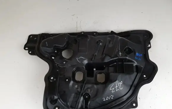 Mazda 6 Front window lifting mechanism without motor