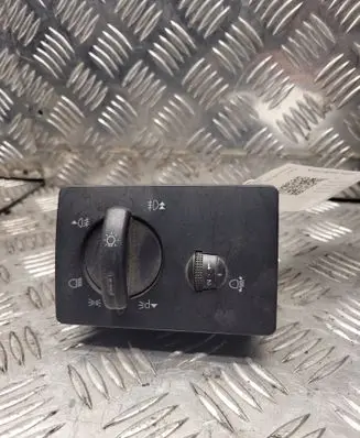 Ford Focus Light switch 4M5T13A024MA