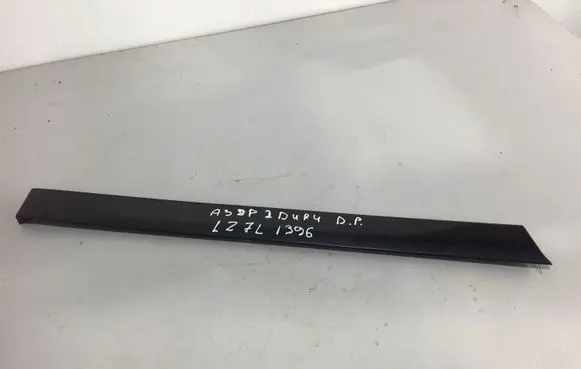 Audi A3 S3 8P Rear fender molding trim 