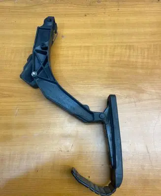Mercedes-Benz S W140 Accelerator throttle pedal 1293010001 1403011120
