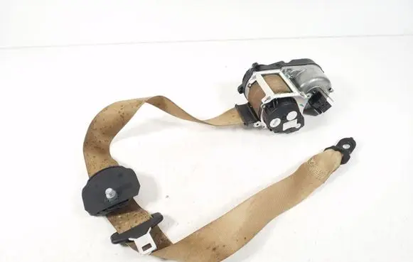 Mercedes-Benz GL X164 Front seatbelt A2518608885