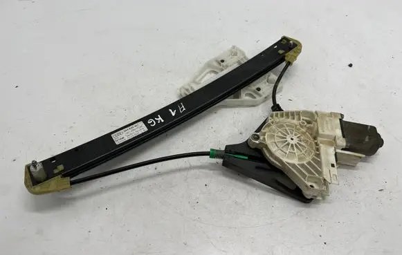Audi A1 Rear door window regulator with motor 8X4839461