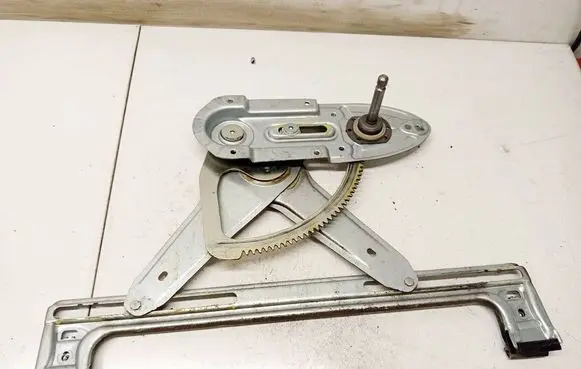 Ford Focus Sliding door window regulator with motor 