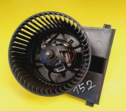 Volkswagen New Beetle Heater fan/blower 1J1819021B H35657880E