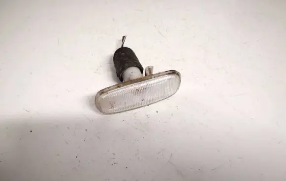 Audi A3 S3 8L Front fender indicator light 8n0949127