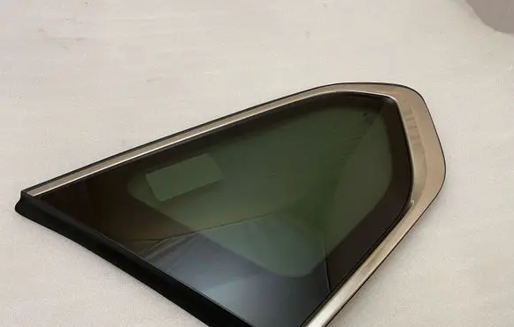 Hyundai Santa Fe Rear side window