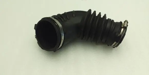 Audi A5 8T 8F Turbo air intake inlet pipe/hose 06H129629E
