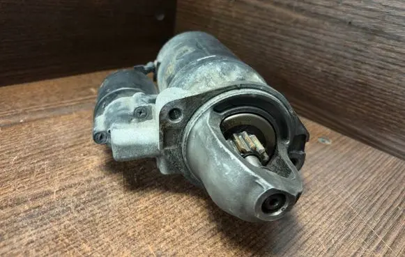 Mercedes-Benz Sprinter W901 W902 W903 W904 Starter motor 0331303151 0001218162