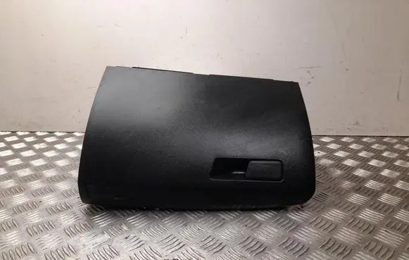 SsangYong Tivoli Glove box set 7772035100
