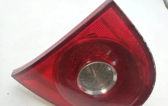 Volkswagen Golf V Tailgate rear/tail lights 1K6945094E