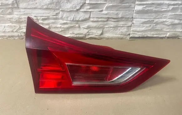 Toyota Auris E180 Tailgate rear/tail lights