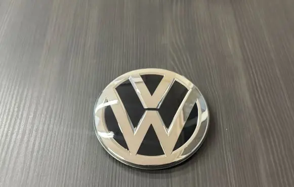 Volkswagen Arteon Manufacturer badge logo/emblem 3G0853601A 199147 00505539