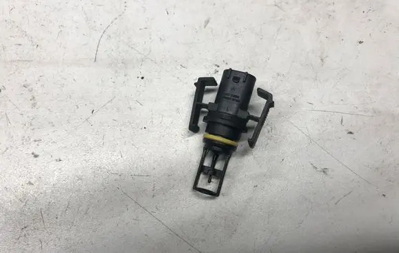 Mercedes-Benz C W205 Intake air temperature sensor A6511530028