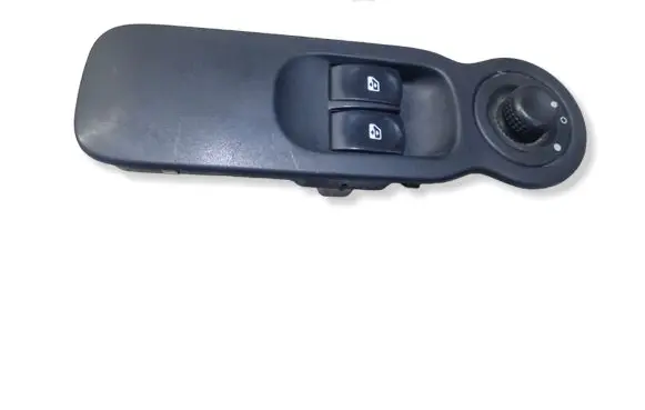 Renault Modus Electric window control switch 8200277630