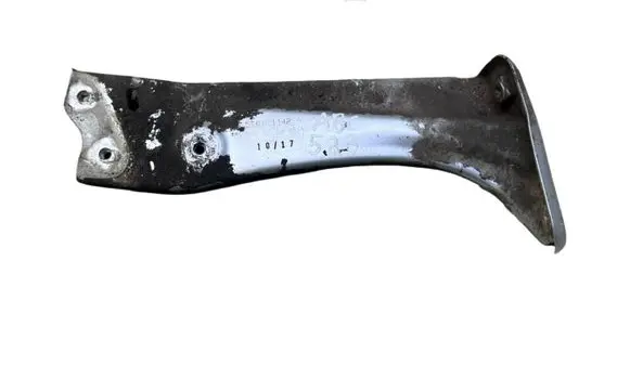 Skoda Octavia Mk3 (5E) Fender mounting bracket 5E0821142A