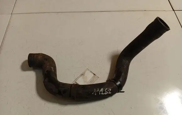 Volkswagen Jetta V Engine coolant pipe/hose 