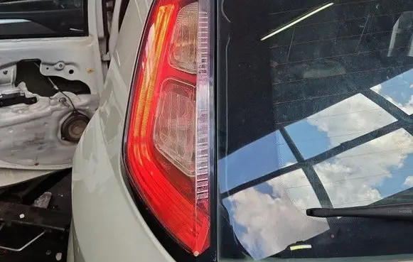 Rear/tail lights