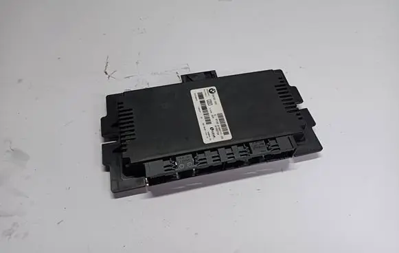 BMW 3 E90 E91 Light module LCM 9166711